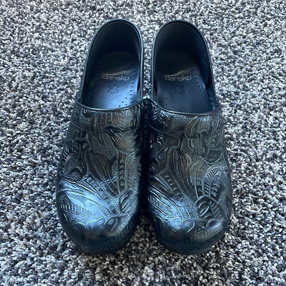 Black Dansko clogs